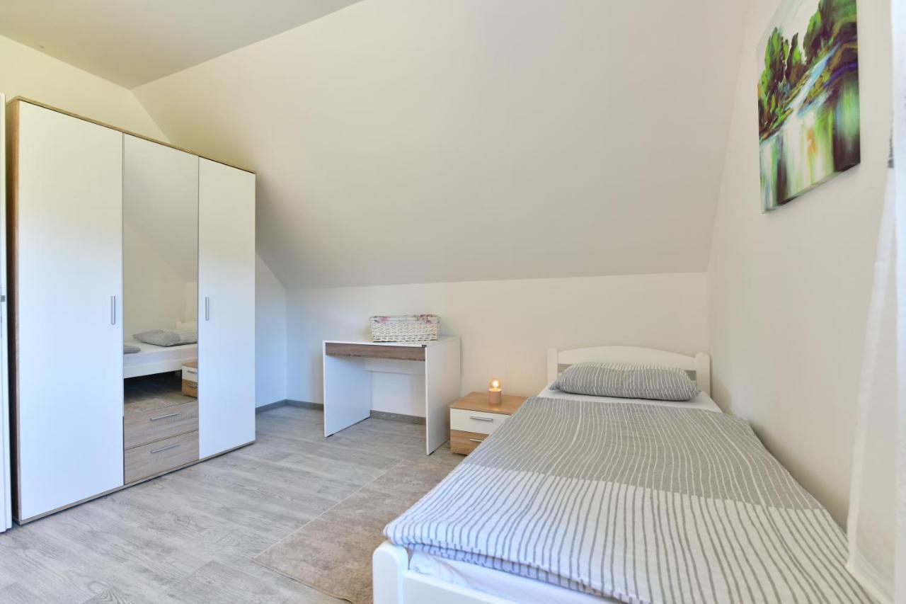 Kuca Za Odmor Roby Apartment Saborsko Exterior photo