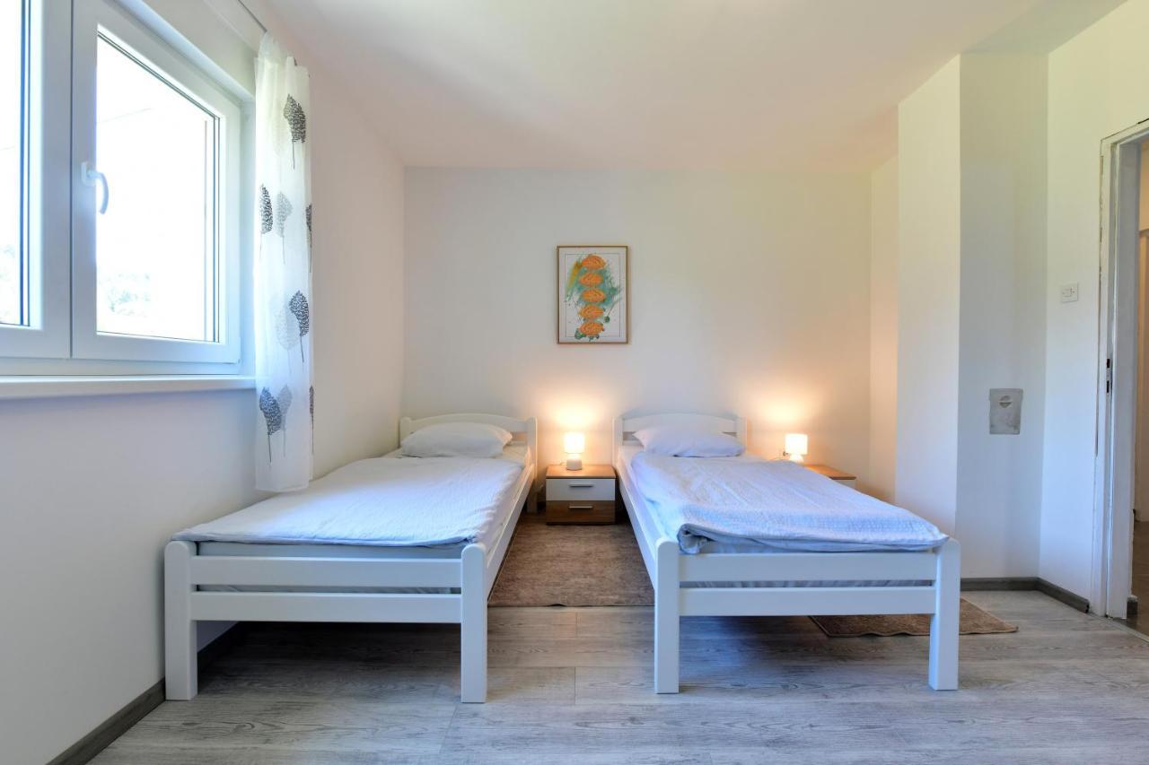 Kuca Za Odmor Roby Apartment Saborsko Exterior photo