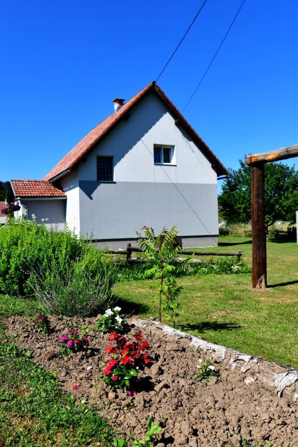 Kuca Za Odmor Roby Apartment Saborsko Exterior photo